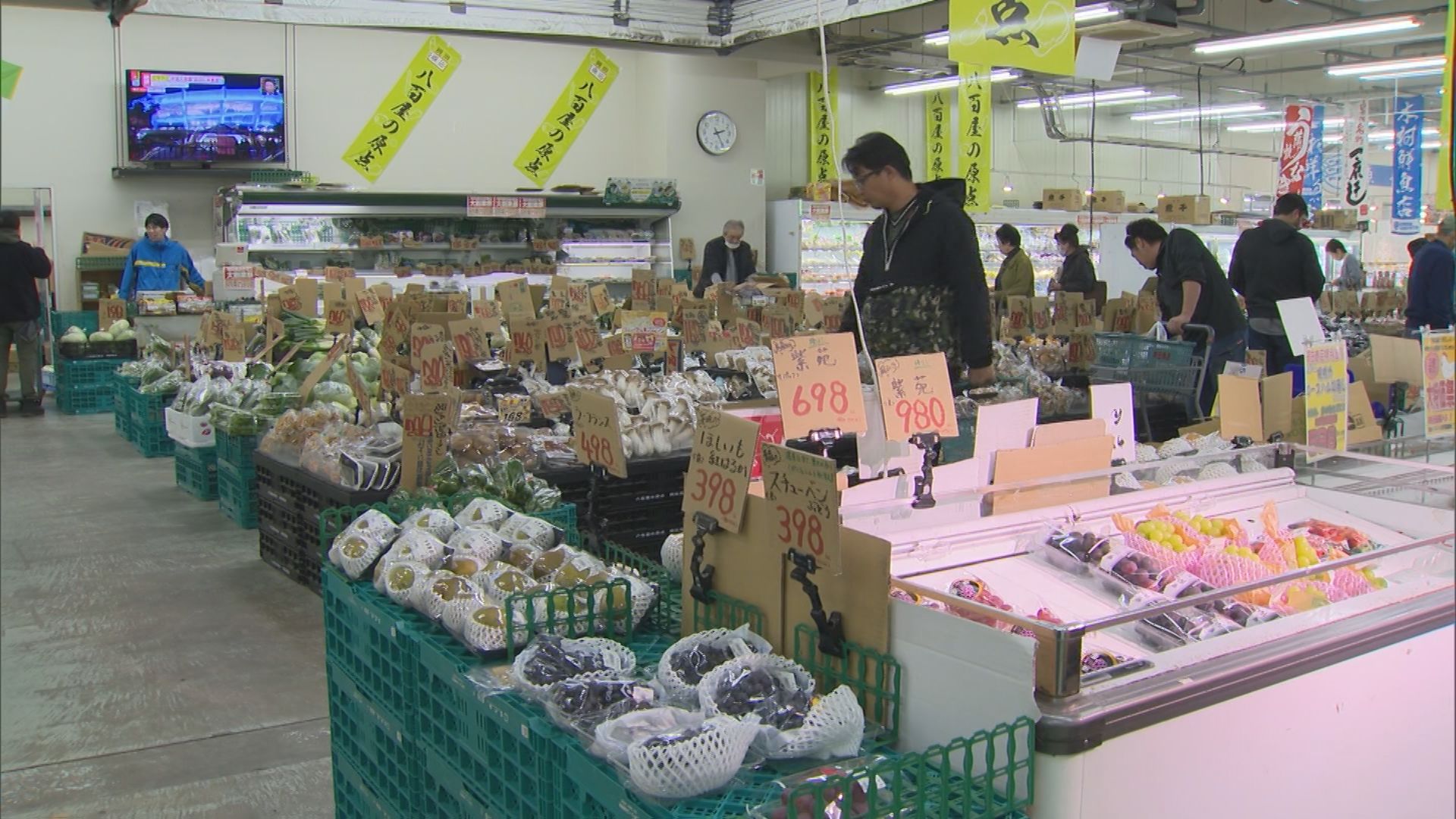 老舗青果店「岡田商店」業績好調の中、資本提携…なぜ!? 背景に人材不足