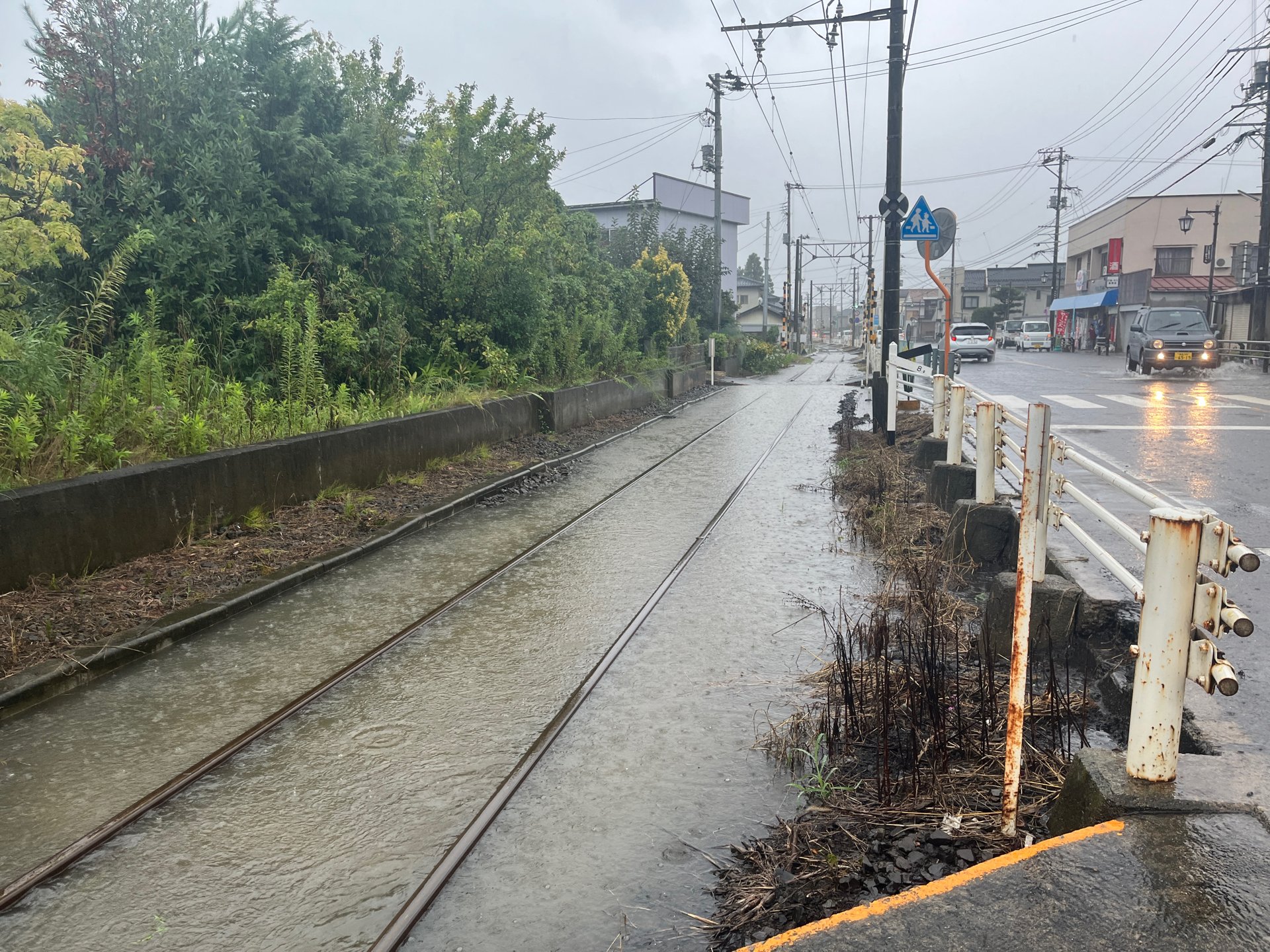 福島県で大雨 住宅浸水17棟 各地で道路冠水相次ぐ いわき市で一時避難指示 | TBS NEWS DIG
