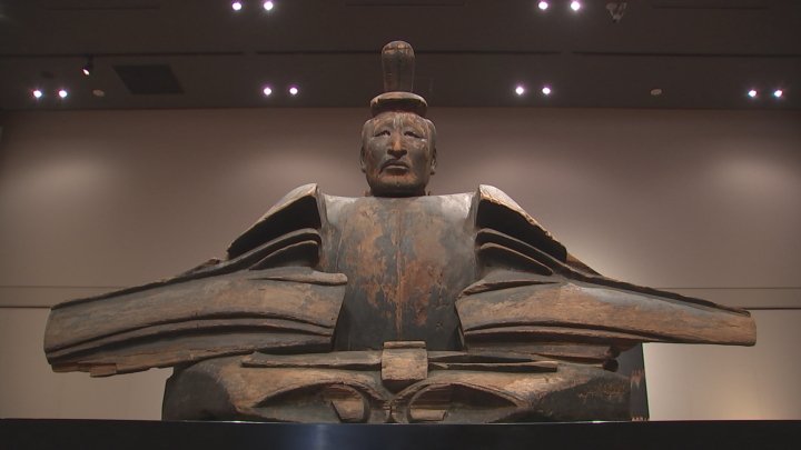 日本最古の木彫りの“鎌倉殿” 修復から戻った源頼朝坐像を特別展示 山梨