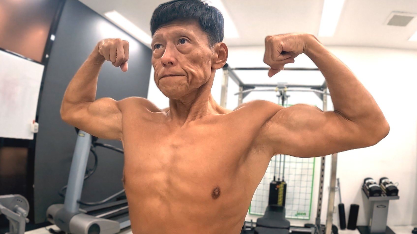 体重100キロから驚異の変身…57歳の整形外科医が“別人級マッチョ”に