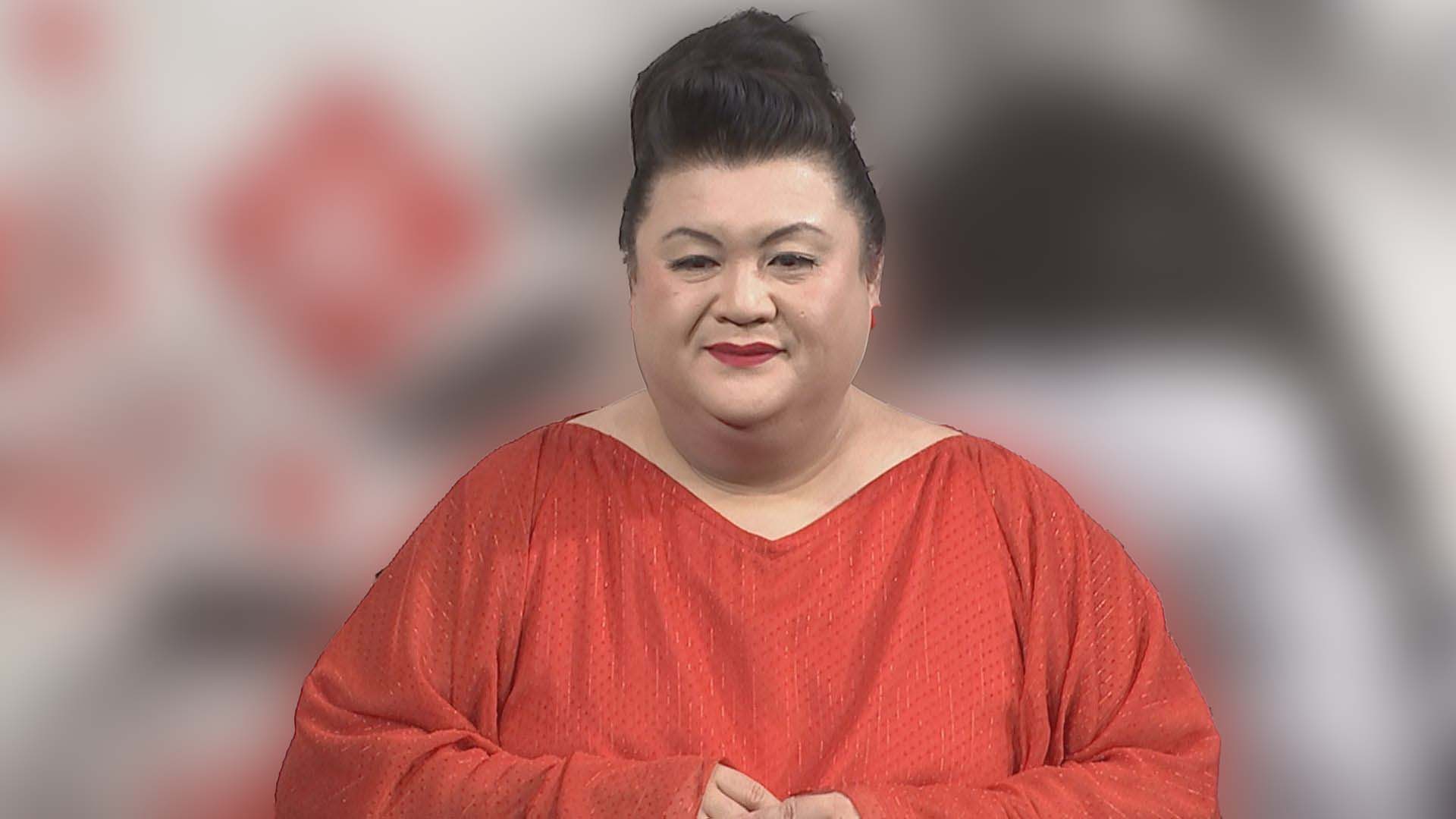 マツコ・デラックス 】約2か月ぶりに生出演 “首の手術” から復帰も