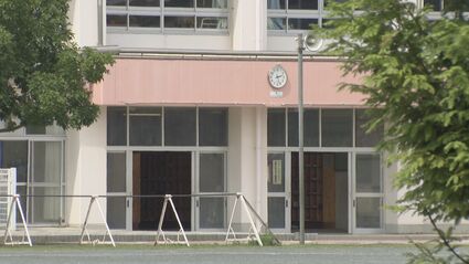 給食費 3年にわたり約1790万円着服 小学校の40代事務職員 現金抜き取り