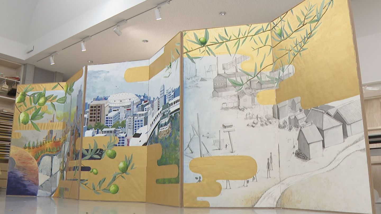 高校生が製作した巨大な屏風　縦1.8メートル・横5.4メートル　｢平和｣をテーマに過去から未来の街などを描く 戦後80年 名古屋・東邦高校