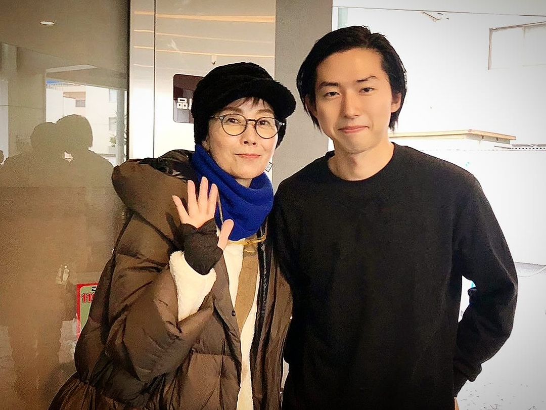 手塚 理美 息子