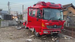 ｢金がなく消防車盗んで帰ろうと｣ 57歳男を逮捕 直前にはトイレの壁が焼ける不審火 約9キロ運転し事故…取り押さえられる|TBS NEWS DIG