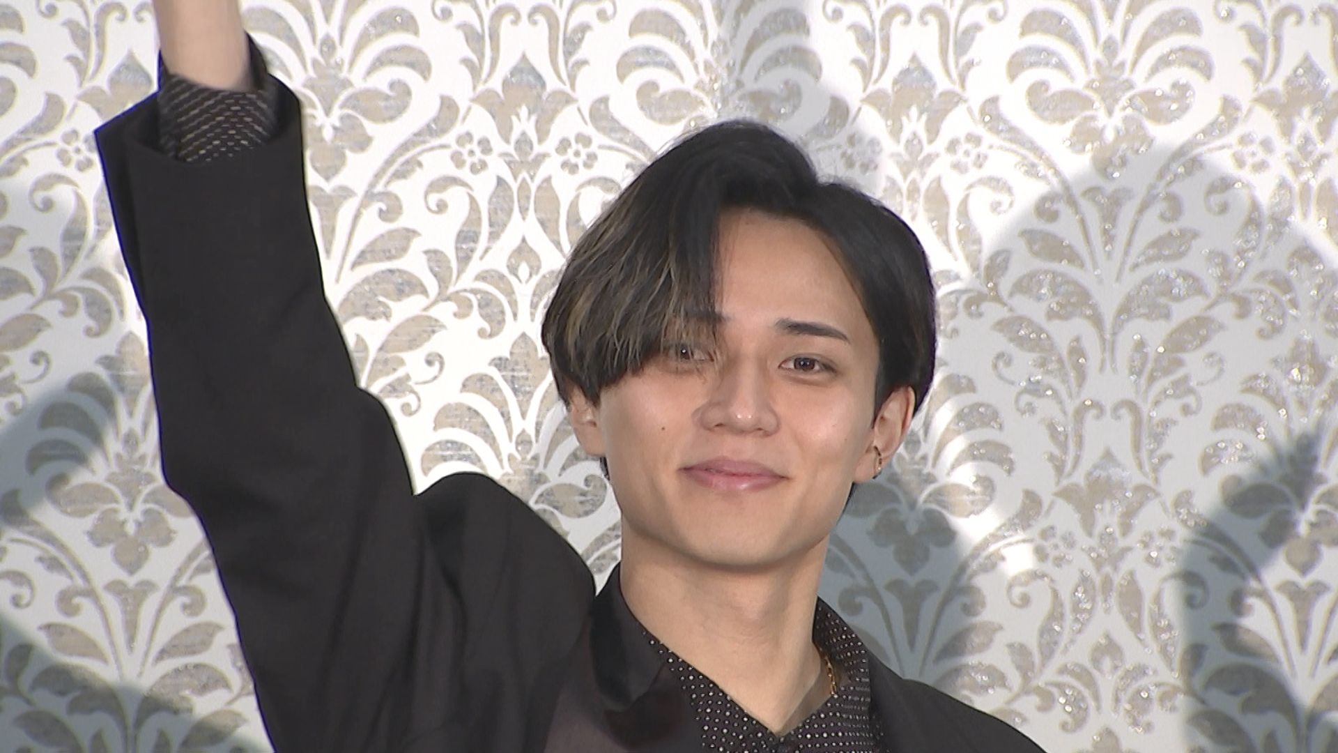永瀬廉 】 主演抜擢理由を明かされ 嬉しさ隠し切れず 「〝見目麗しい