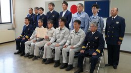 飲酒しながら「落としたスマホ拾おうと」橋から海に転落の男性（27）→深夜の瀬戸内海を約4時間半漂流　11人の船員たちが「とっさの判断」で救助　その一部始終とは？【前編】|TBS NEWS DIG