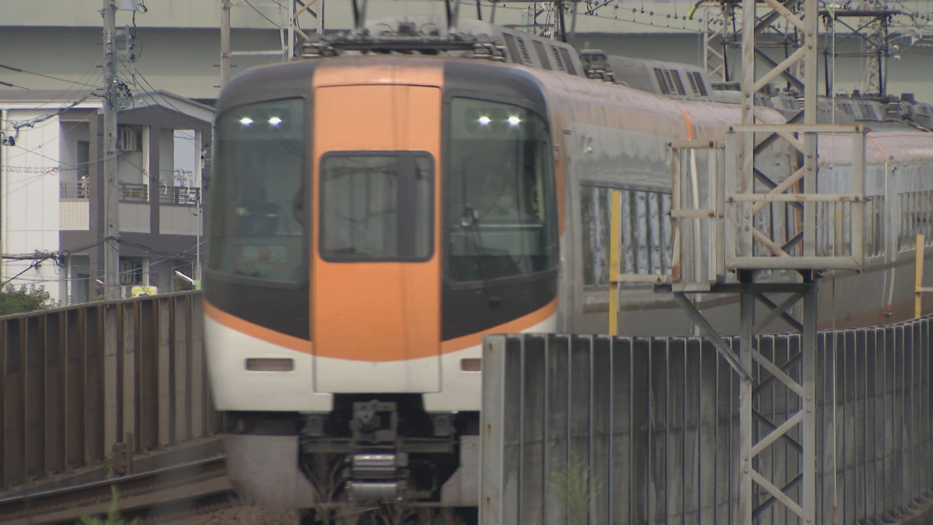 近鉄踏切内で男性が特急列車にはねられ死亡 三重・名張市 | TBS NEWS