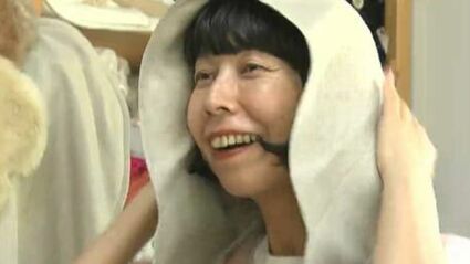 【yuki】衣装セット YUKI「星屑サンセット」の衣装も 服飾作家が渋谷から中山間地に移住