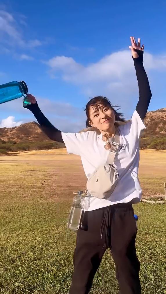 芳根京子】サーフィン・トレッキング・花火等々でハワイ満喫 動画を
