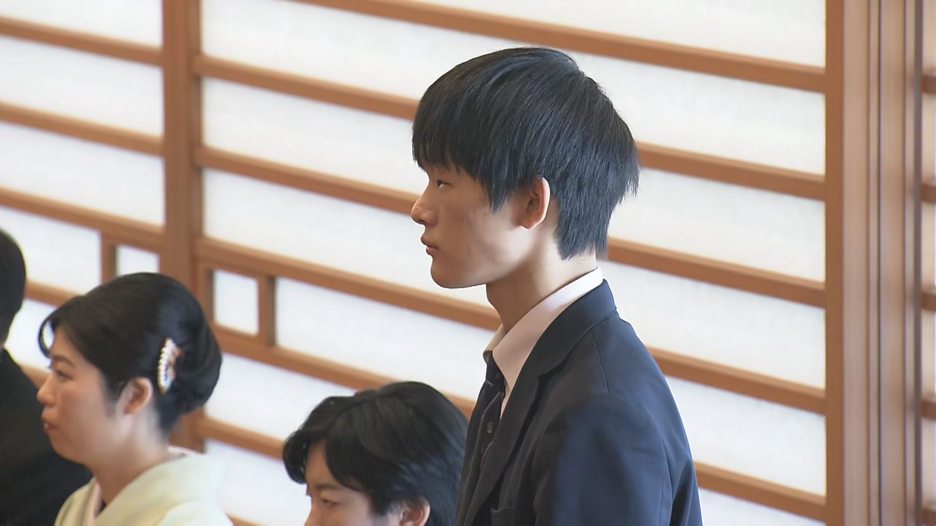 速報】2026年「歌会始」 初出席・悠仁さまはトンボの歌詠む 皇室12人の