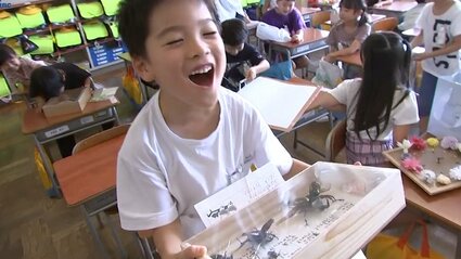 岩手県内の小学校、2学期の始業式ピーク 教室は久々のクラスメートと