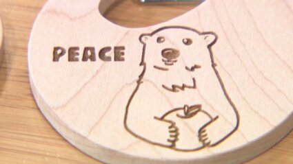しろくま「ピース」などモチーフのグッズ開発 松山大学×とべ動物園