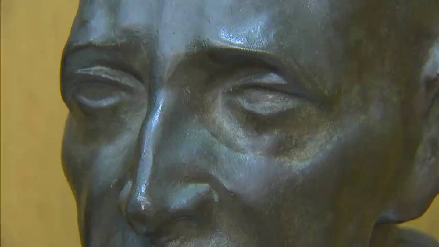 戦前から戦後にかけてフランスで活躍した彫刻家・高田博厚の作品展