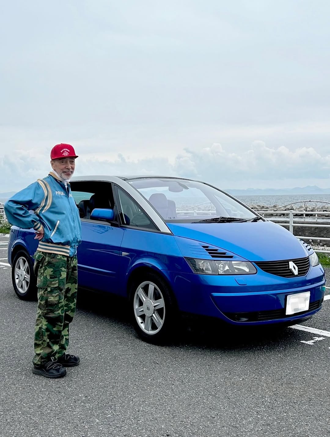 テリー伊藤 】 思い入れのある旧車を入手 「車と言うより幌馬車 43年前