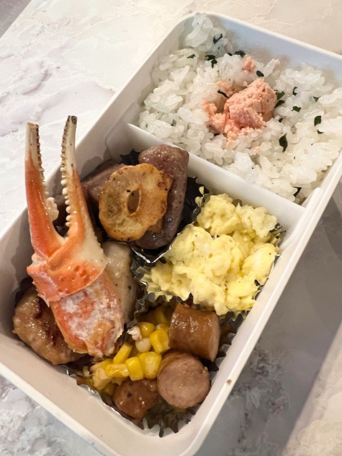 Ayako Kanbe(かんべあやこ)　猫と少女 藤あや子 】孫娘 “JK” に豪華お弁当「あや弁」を製作 猛暑でも愛