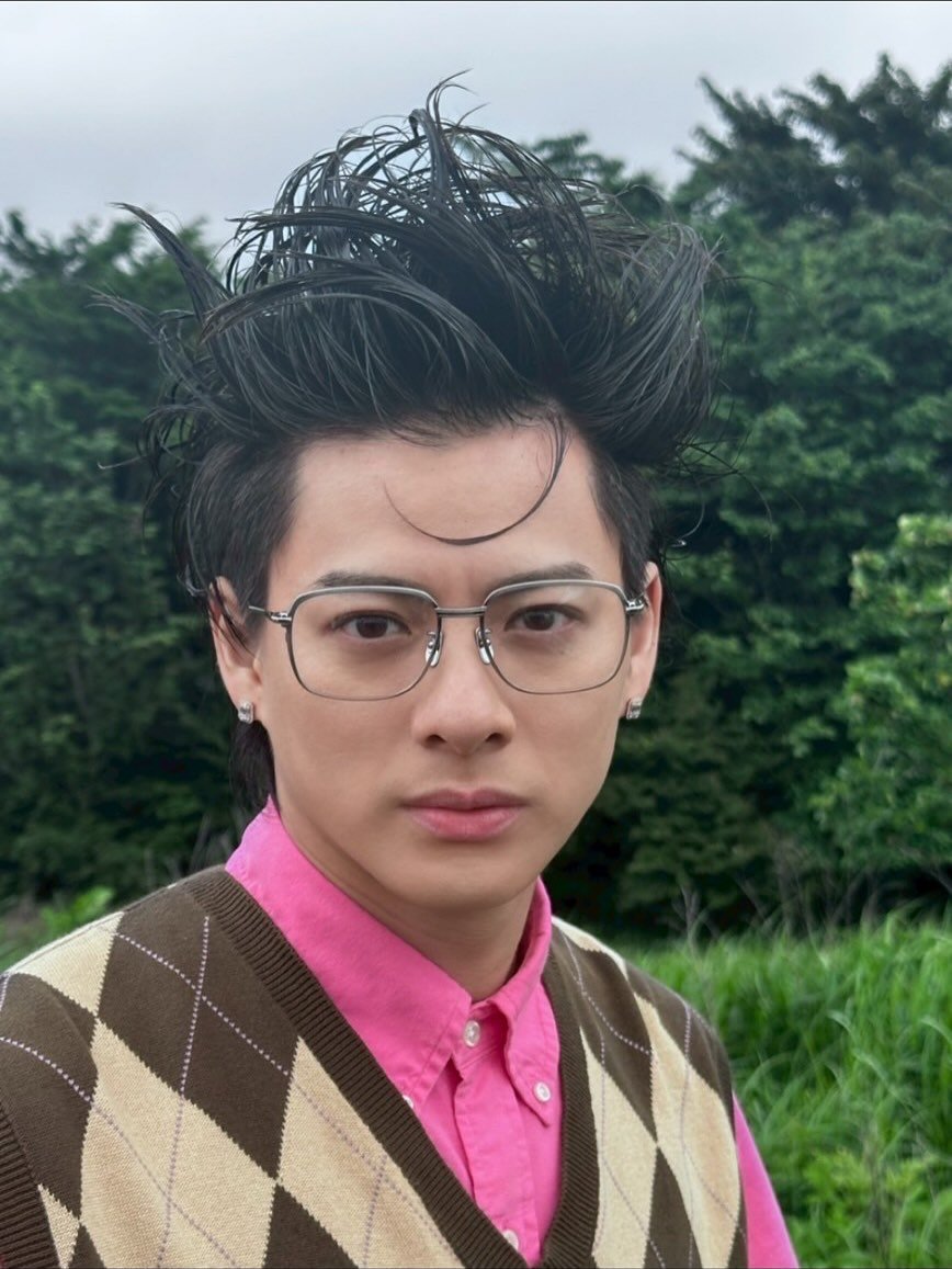 平野紫耀　公式写真　大量　オフショ 大量にどーぞ！」平野紫耀、銭湯×ジャケット姿のオフショ披露