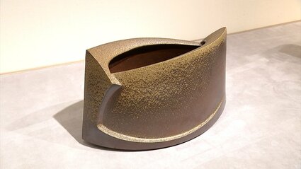 備前焼　皿　備前焼作家　伊勢崎 創　大鉢 備前焼作家 伊勢崎創さんの個展 日本伝統工芸中国展で特別賞「金重陶陽