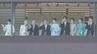 皇居で「新年一般参賀」行われる　悠仁さまは初出席　午前中は約3万8000人の参賀者　天皇家・上皇ご夫妻・秋篠宮家の9人が中央に寄る場面も|TBS NEWS DIG