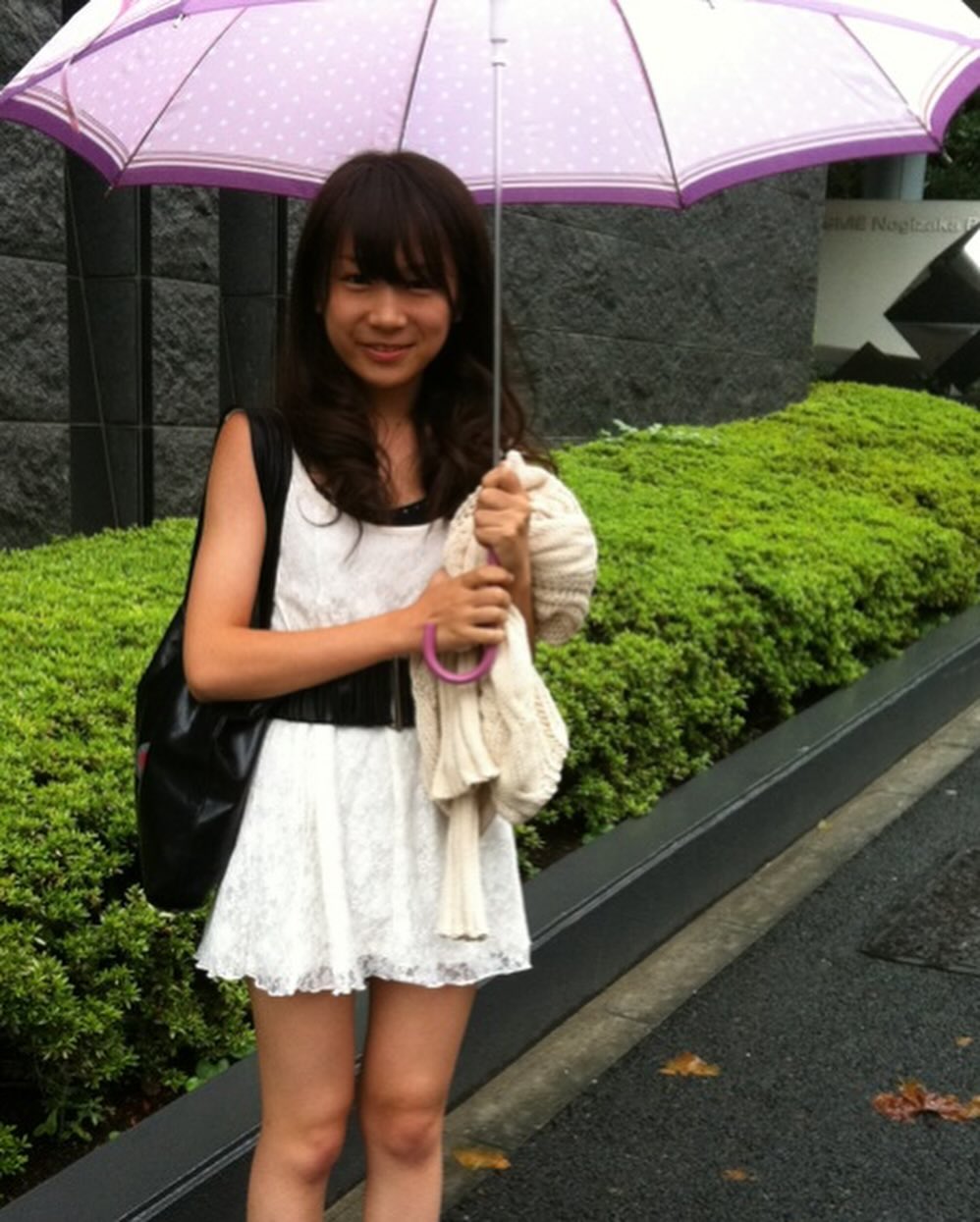 元乃木坂46・秋元真夏さん 「12年前の私、焼けすぎだしスカート