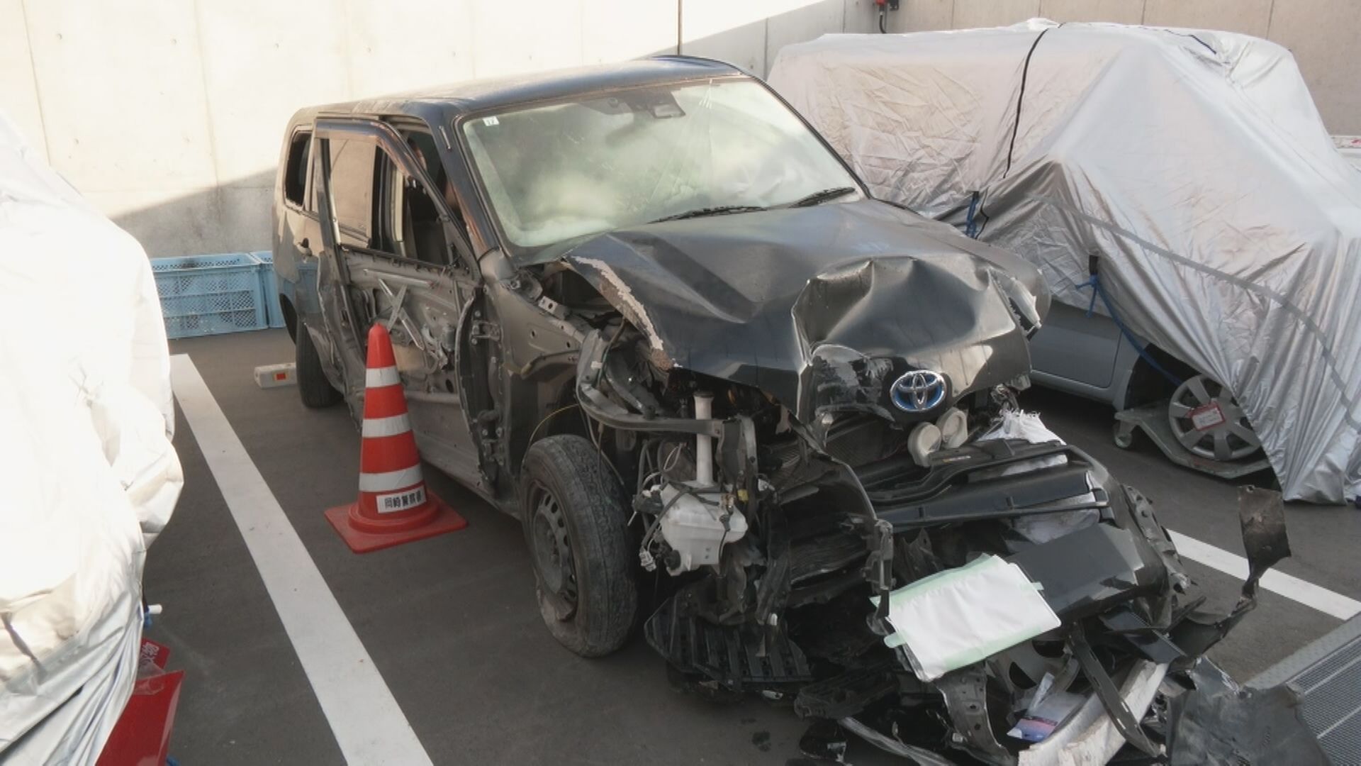 車が電柱に衝突する事故相次ぐ… 運転していた26歳男性と63歳男性が死亡