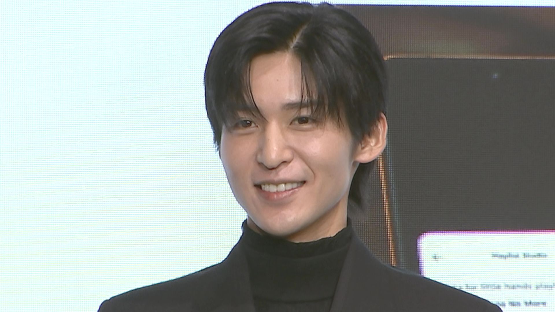 Snow Man・目黒蓮 】 渡辺翔太撮影の“眩しすぎる“写真披露 「すごく