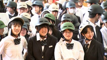 上宮高校　ヘルメット 東かがわ市の高校を自転車の安全運転に取り組む「アンバサダー校」に