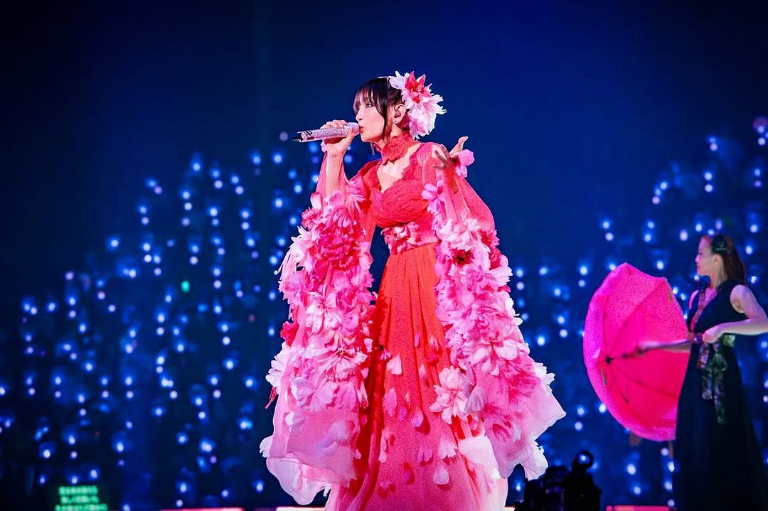 浜崎あゆみ 】 「セトリのバリエーションにパニックになり、とりあえず