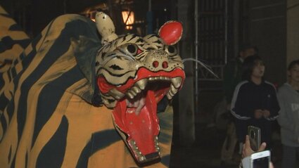 獅子舞」ではなく「虎頭の舞」 北杜市で伝統の民俗芸能が2年ぶり披露