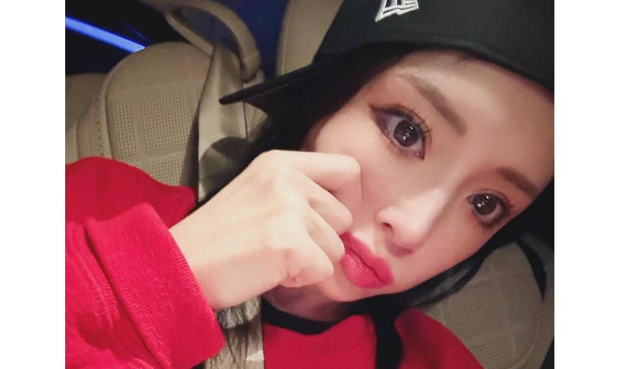 希少　浜崎あゆみ　簡易椅子の上部 ayumi hamasaki（浜崎あゆみ） official website