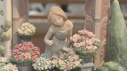 スペインの磁器「リヤドロ」600点を展示販売 掛け軸展も同時開催 福島