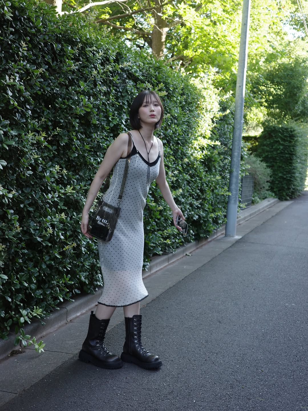 本田翼 】 私服ショット公開 ワンピース姿でポーズ 「ブーツはL