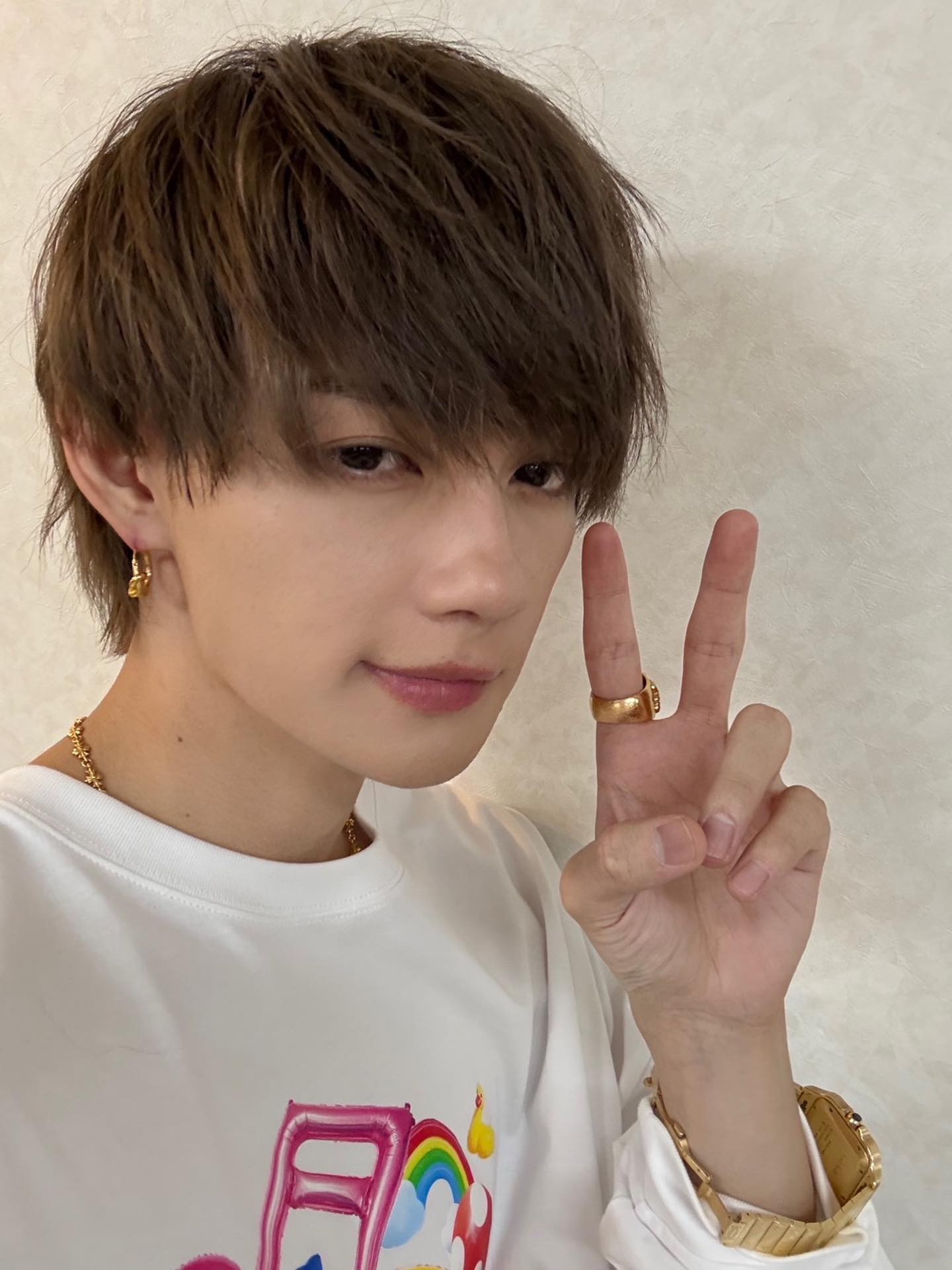 M!LK・佐野勇斗 】 ツアー初日に〝 大胆イメチェン 〟 新ヘア披露