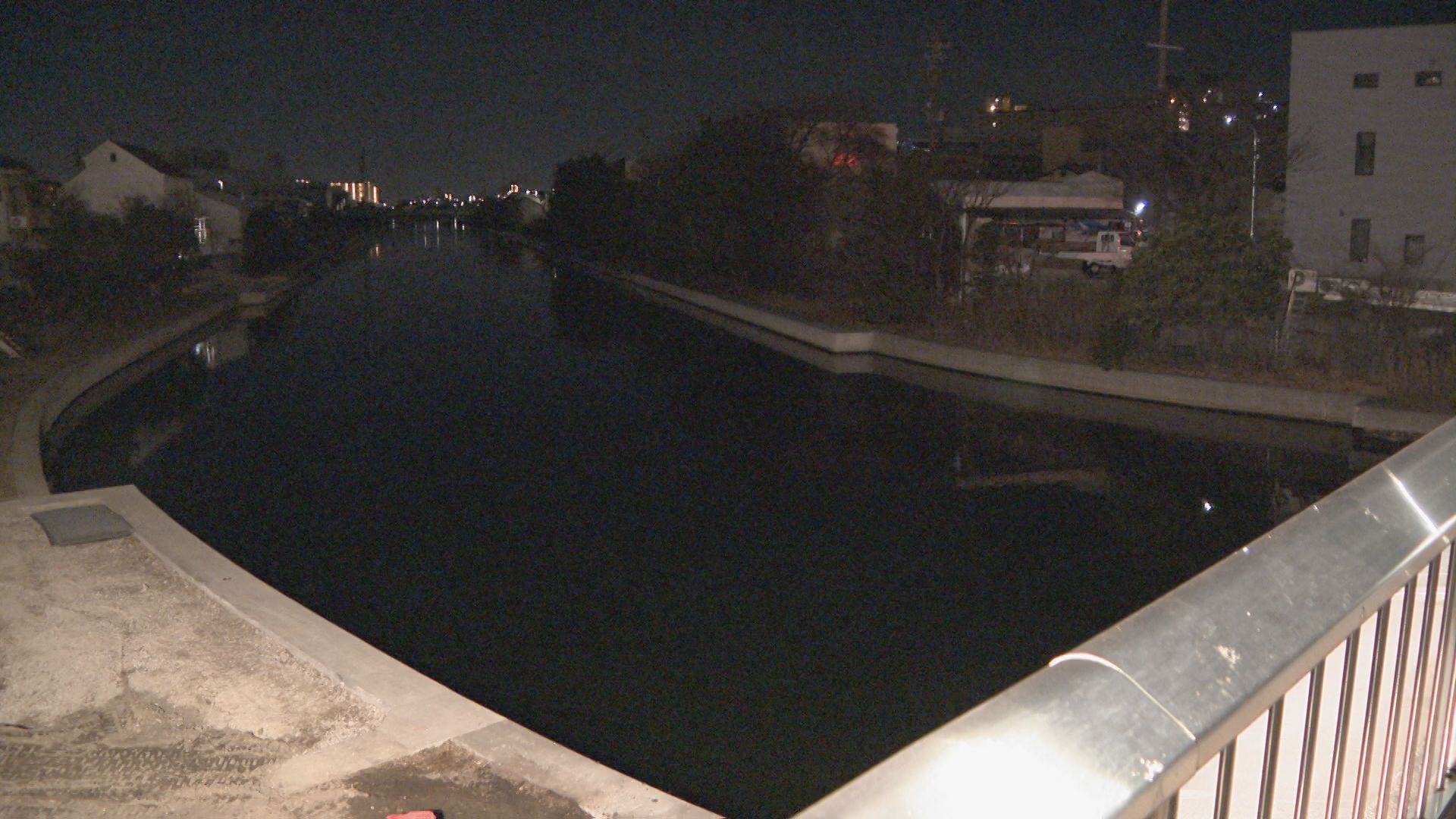 中川運河で「人が溺れている」　40代くらいの女性が死亡　服と靴を身につけ…何が？