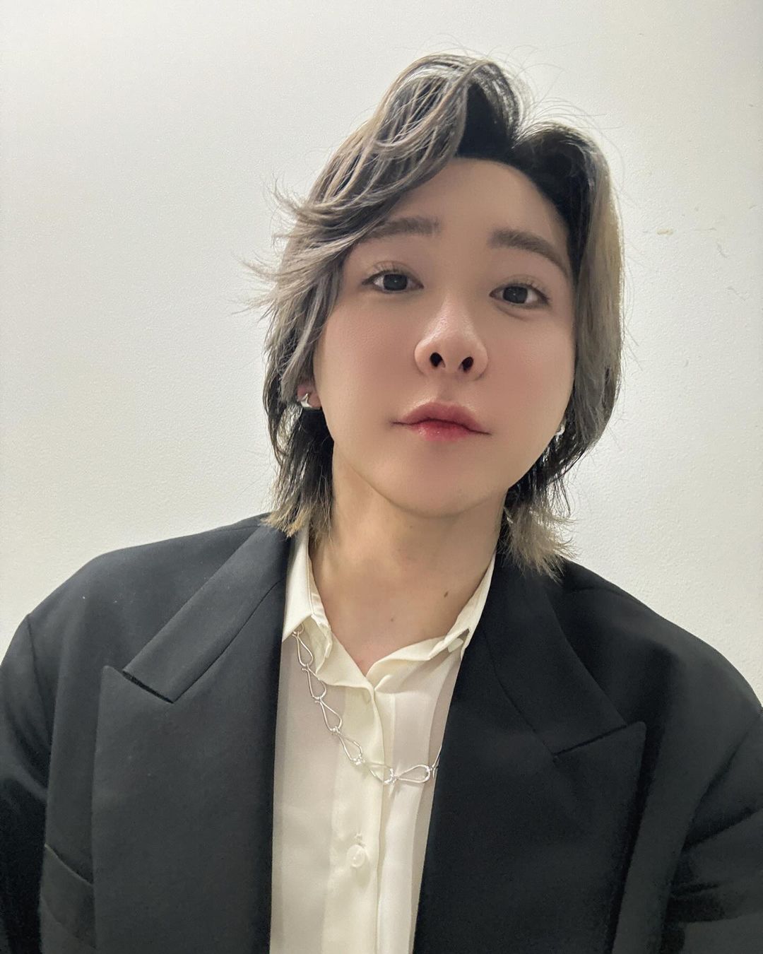 Mrs. GREEN APPLE】 大森元貴さん サングラス姿写真に ファン反響