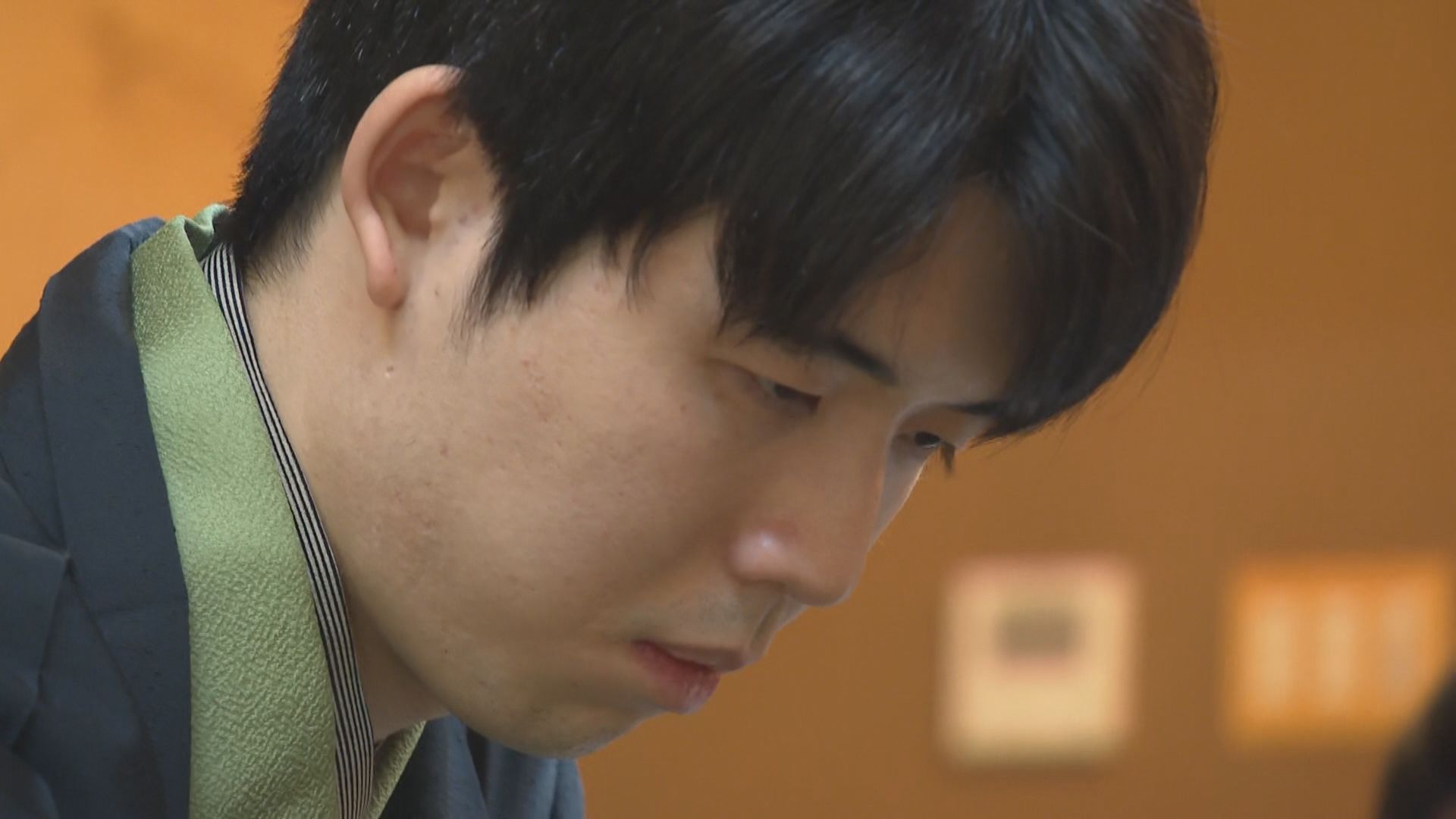 藤井聡太七冠（22）王将戦第5局は「大変な戦いになるかと思う」第4局で永瀬拓矢九段に敗れ…「残念」　再び4連覇達成をめざす