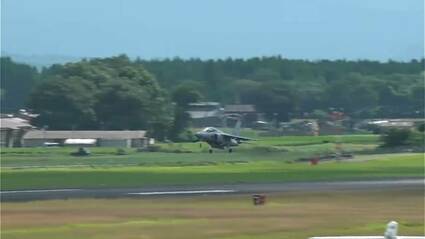 鹿児島空港で航空自衛隊・練習機がタッチアンドゴー訓練 | 鹿児島の