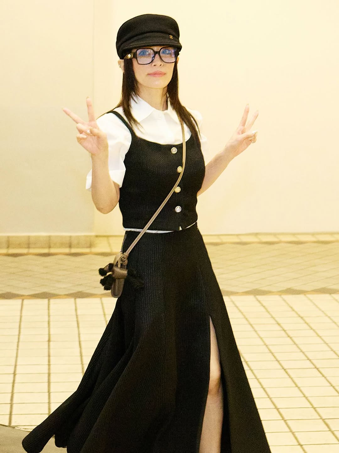 浜崎あゆみ 】 「アラレちゃんメガネスタイル かわちぃ」 シンガポール